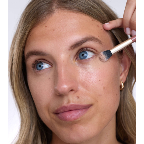 Maria Orbai - Correttore liquido idratante Radiant Tinted Concealer - Almond