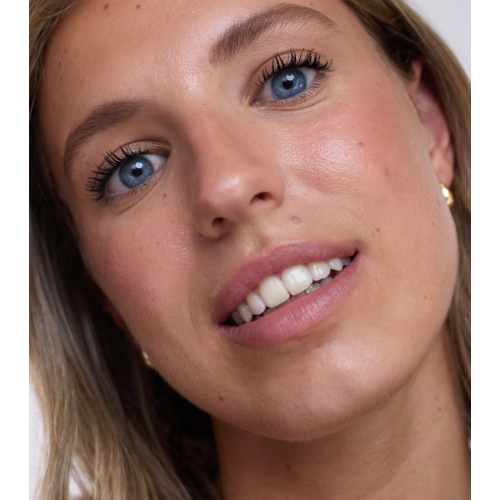 Maria Orbai - Correttore liquido idratante Radiant Tinted Concealer - Almond