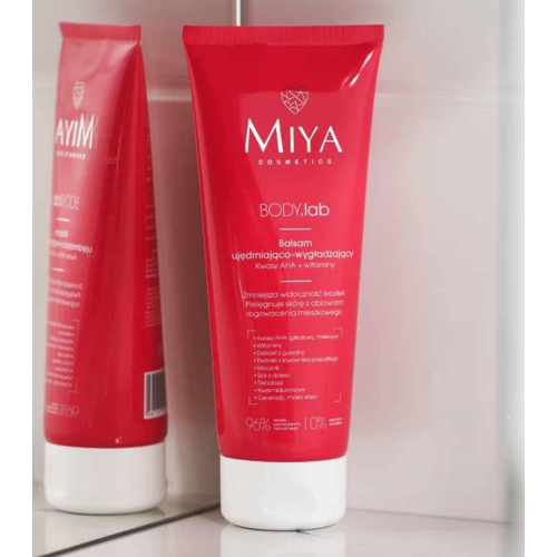 Miya Cosmetics - Crema Corpo Rassodante con Acidi BODY.lab
