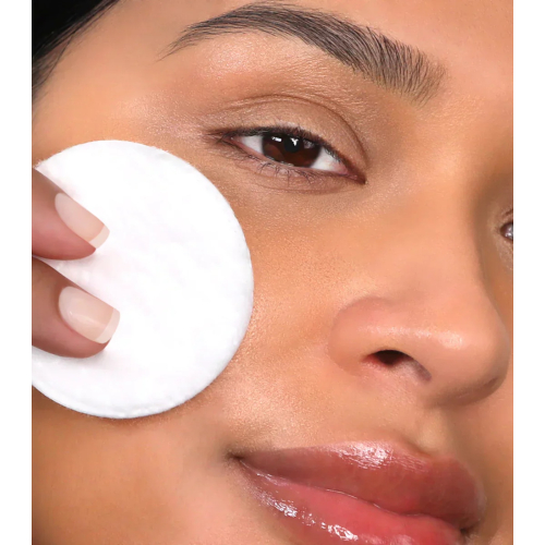 Moira - *Oil Control* - Trattamento esfoliante delicato 5,7% de AHA