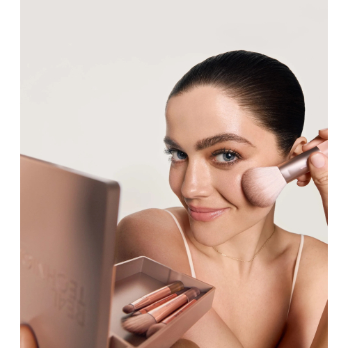 Real Techniques - *New Nude 2.0* - Set di pennelli On-The-Glow