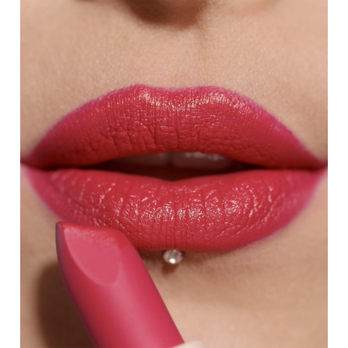 Revolution - Rossetto satinato Lip Allure - Material Girl Wine