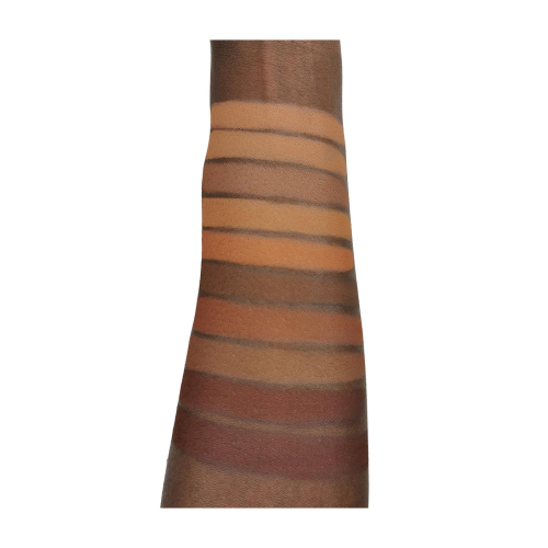 Revolution - Fondotinta in polvere Conceal & Define - P18