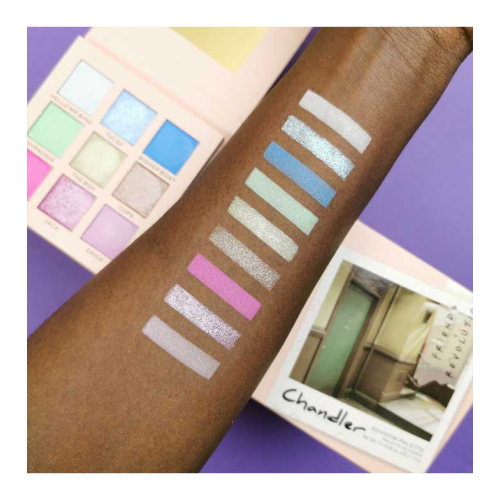 Revolution - *Friends X Revolution* - Palette di ombretti Chandler