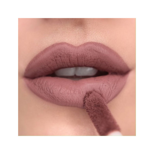 Revolution - Rossetto liquido Matte Bomb - Delicate Brown