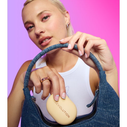 Revolution - Cipria compatta Powder Pops Instant Blur - Banana Light