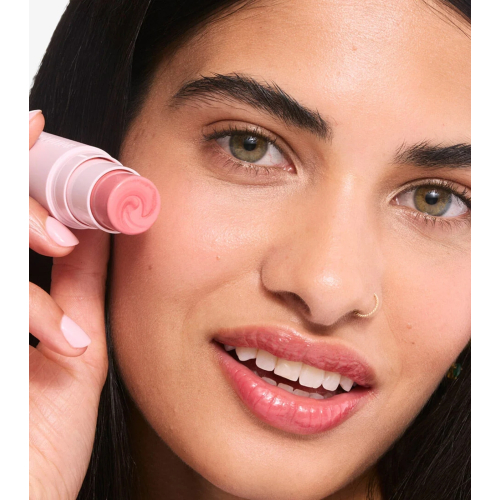 Revolution - Blush in stick Skin Silk Marble - Rosy Cheeks