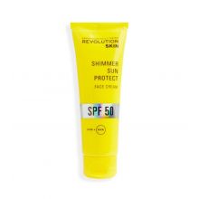 Revolution Skincare - Crema solare viso luminosa SPF50