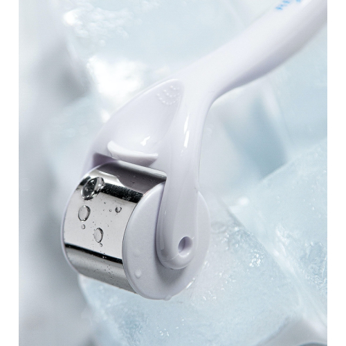 Revolution Skincare - Roller per il viso Hydro Bank Cooling Ice