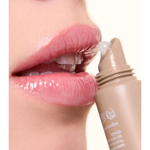 Saigu Cosmetics - Balsamo labbra idratante con effetto gloss