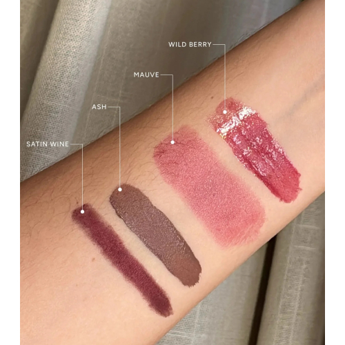 Saigu Cosmetics - *Golden Plum* - Lucidalabbra Melting Plump - Wild Berry