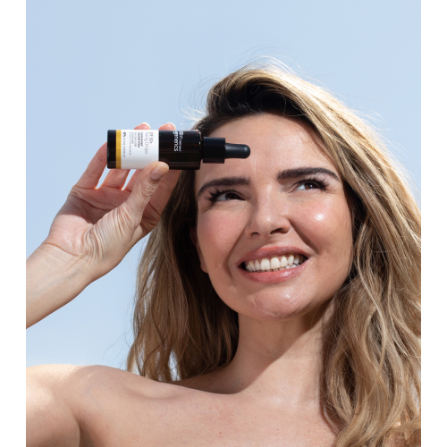 Skin Generics - Siero solare concentrato antietà e antiossidante SPF50+