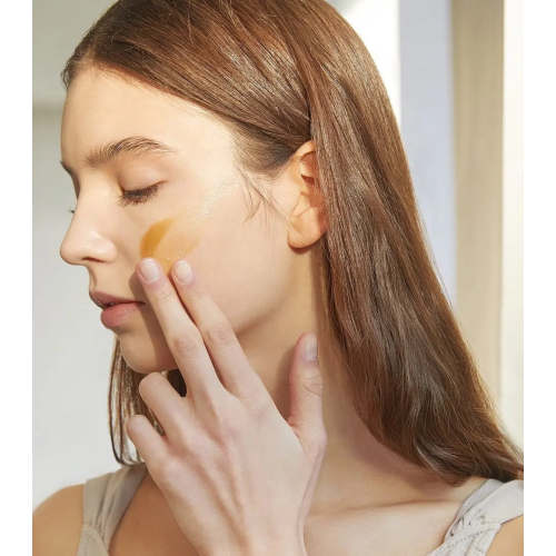 SKIN1004. - Crema viso idratante dalla texture in gel con Centella Asiatica del Madagascar