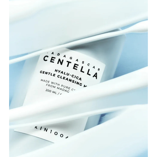 SKIN1004 - *Hyalu-Cica* - Latte detergente idratante