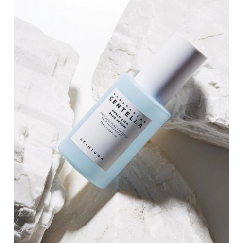 SKIN1004 - *Hyalu-Cica* - Siero viso Blue con acido ialuronico Centella Asiatica del Madagascar - Pelle sensibile