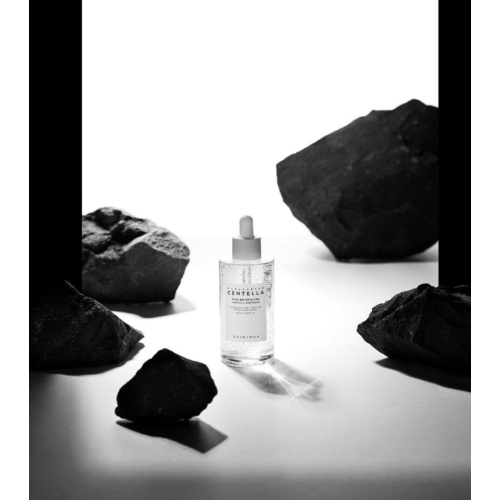 SKIN1004 - Siero illuminante con Centella Asiatica del Madagascar