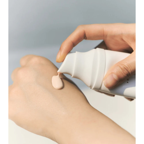 SKIN1004 - *Tone Brightening* - Crema solare viso Tone-Up SPF50+ PA++++