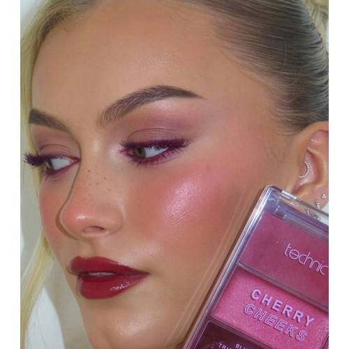 Technic Cosmetics - *Cherry Chocolate* - Palette di fard Cherry Cheeks