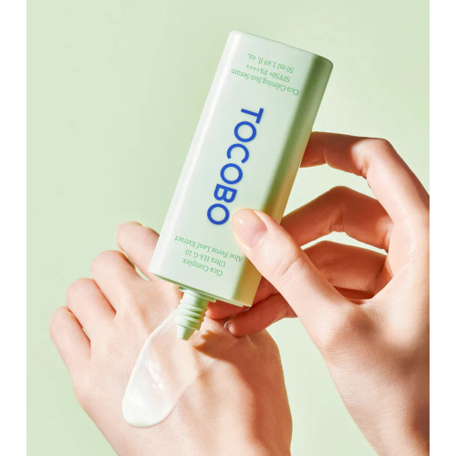 Tocobo - *Cica Calming* - Siero solare viso formato SPF50 PA++++ - Pelli sensibili