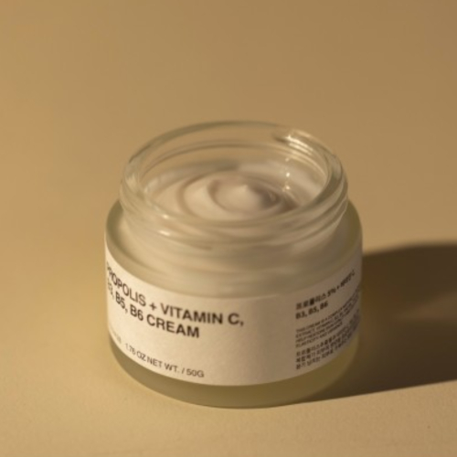 Toun 28 - Crema multivitaminica con propoli Propolis +