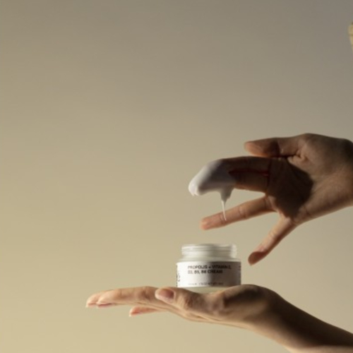 Toun 28 - Crema multivitaminica con propoli Propolis +