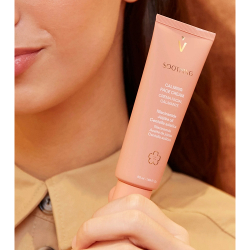 Valquer - *Skin Essentials* - Crema viso lenitiva Soothing