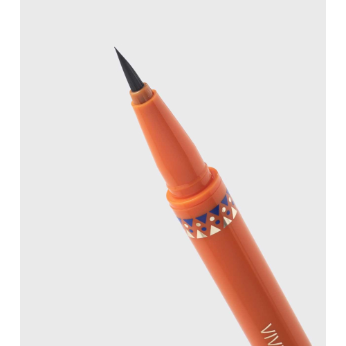 Vivienne Sabó - *Françafrique* - Eyeliner