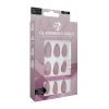 W7 - Unghie finte Glamorous Nails - Whos's Basic?